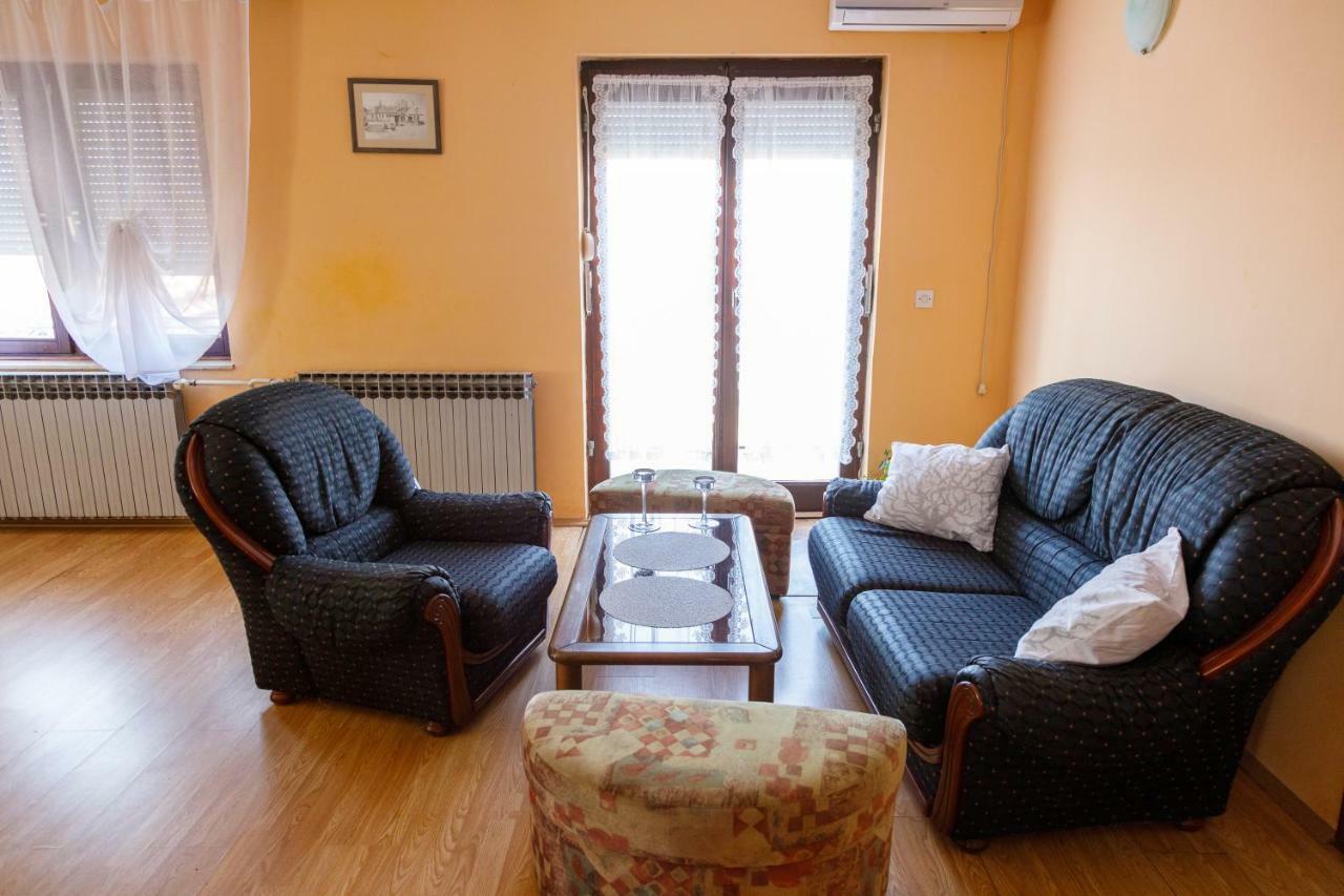Apartmani Maraton Vukovar Bagian luar foto